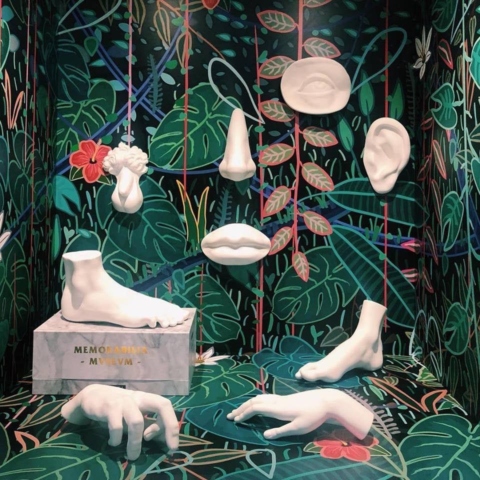 Lips — Decorative Lip-Shaped Sculpture (Matte Ceramic, Handmade)