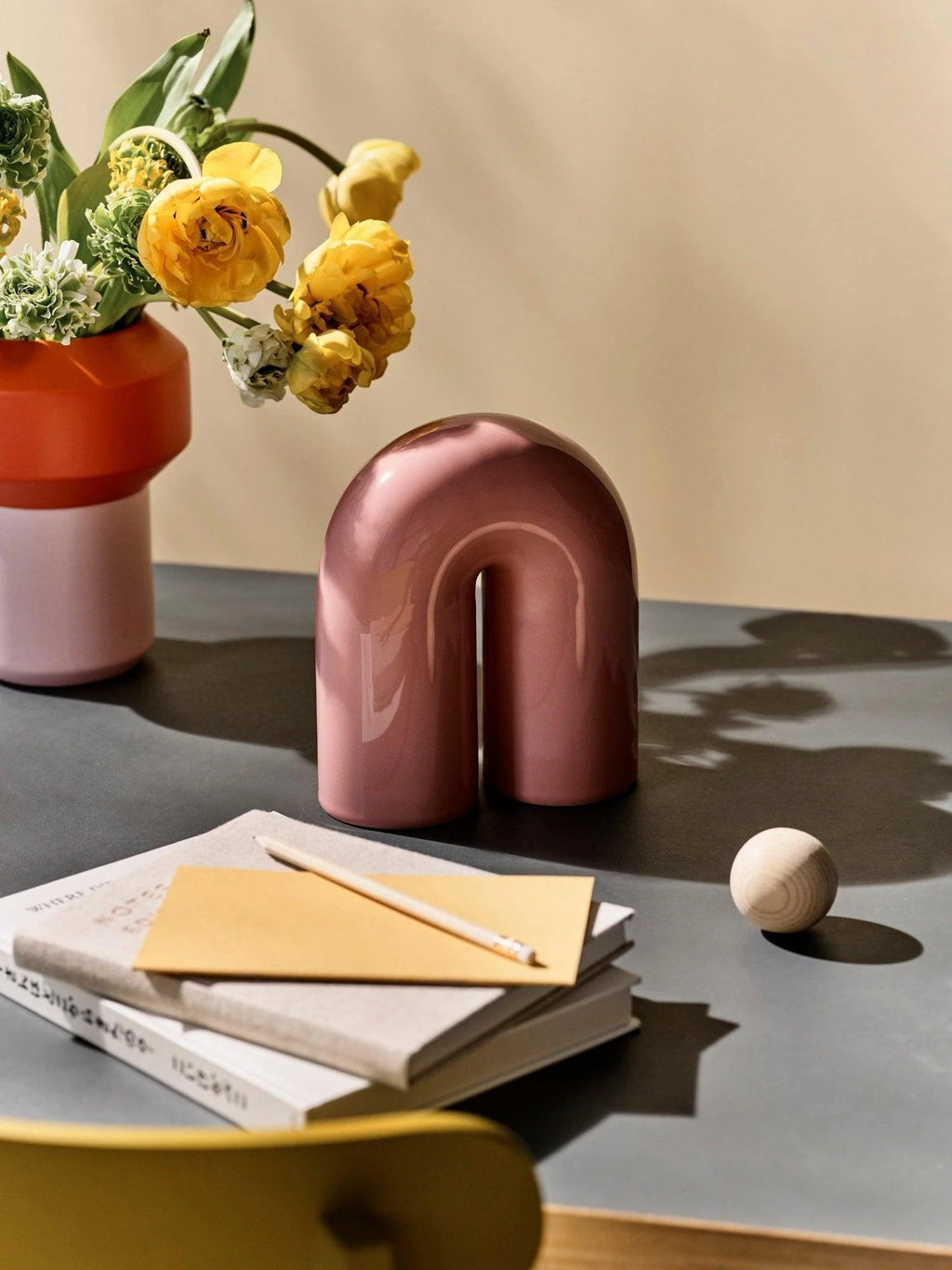 Arch Powder Pink — Decorative Ceramic Sculpture in an Arch Shape (Handmade)
